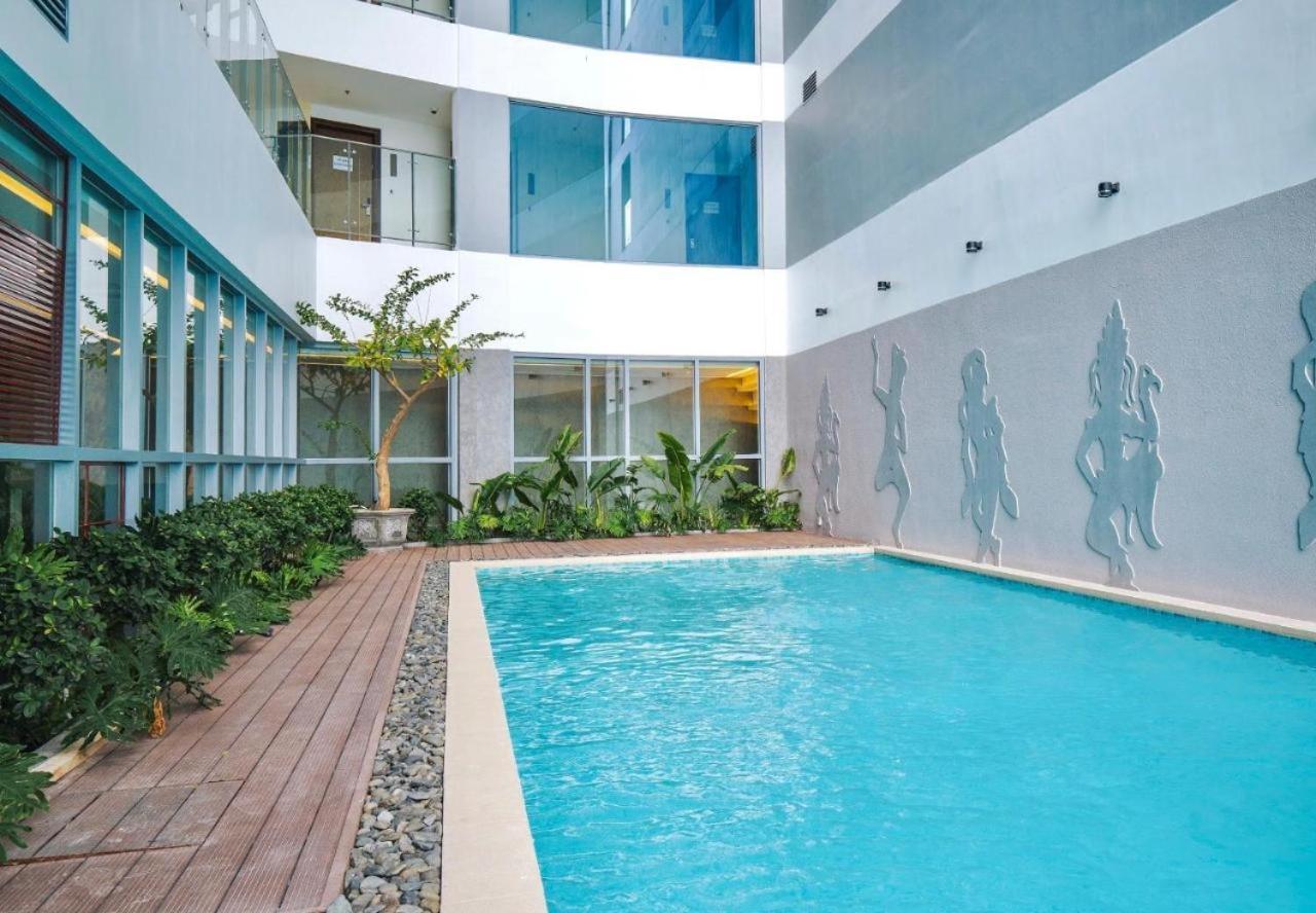Panorama Sky Blue Nha Trang Aparthotel Esterno foto